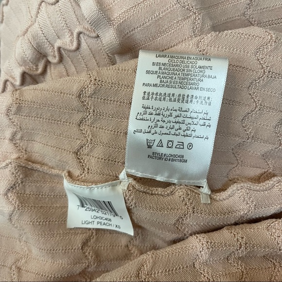 BCBG MAX AZRIA Women's Suui Pointelle Skirt size XS in light peach - Picture 4 of 9